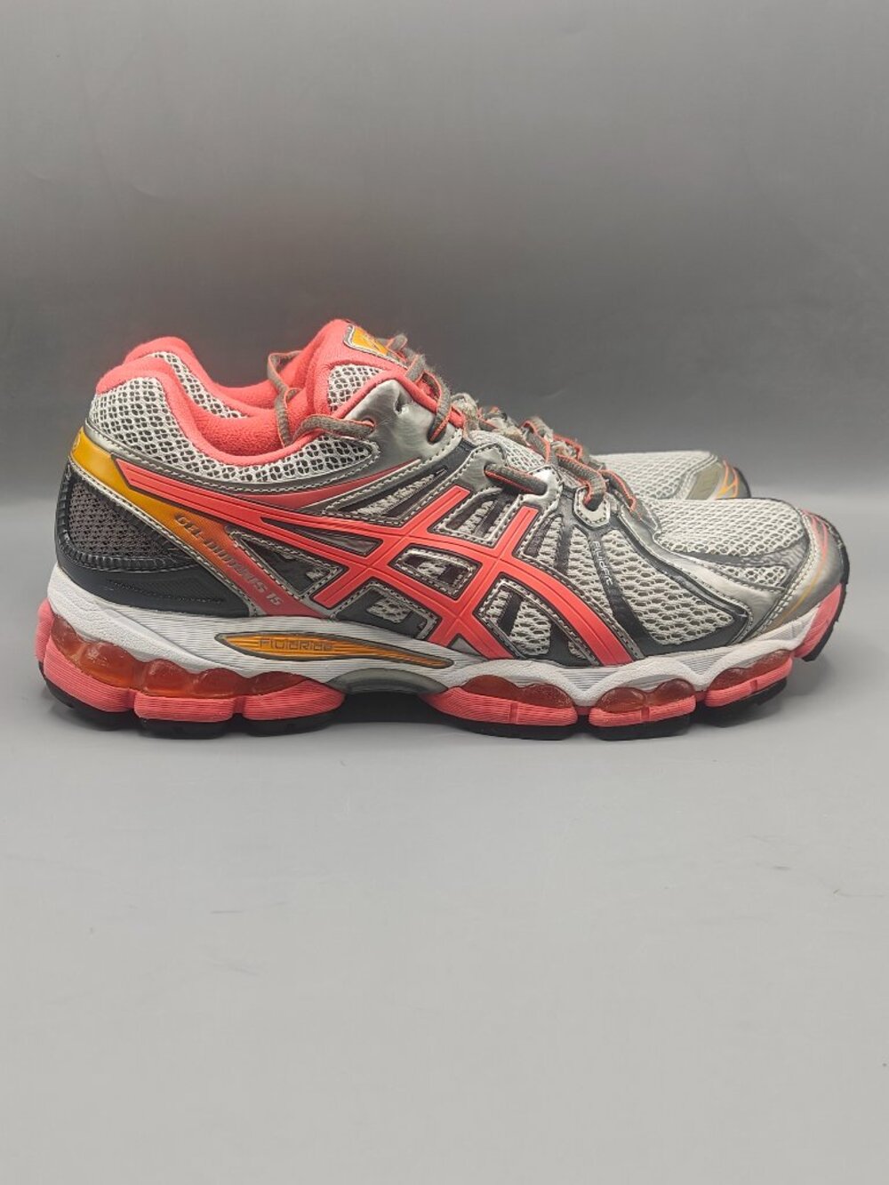 Asics Gel-Nimbus 15 Pink/Gray/Orange Women Shoes Size 10 D T3B6N(D) Pre-Owned
